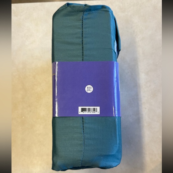 Better Homes & Garden Teal King Sheet Set - Picture 2 of 4
